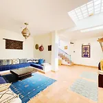 La Paix Hotel , Restaurant